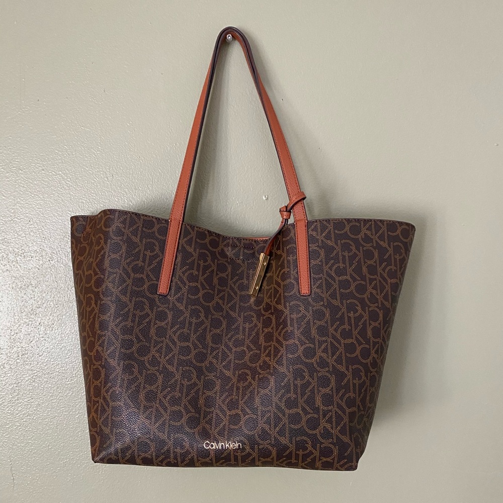 Large Calvin Klein bag!